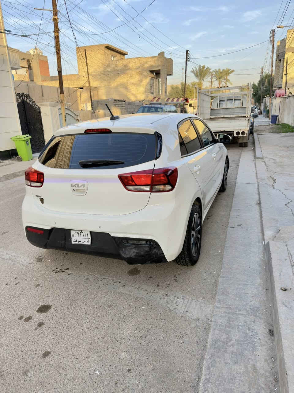 السلام عليكم
كيا ريو موديل 2023 منفيس تترقم بغداد 
وارد خليجي 
حجم المكينة 1400 
كير مكينة صدر تخم تاير جاهزة سيارة 
ماشيه 33 الف 
مكاني بغداد الدورة المعلمين 
***********
