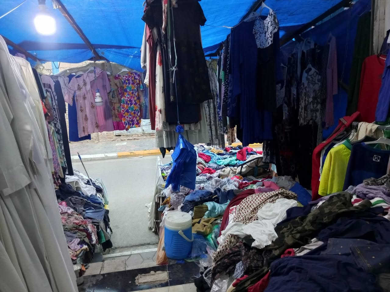 عروض عروض عروض  
الخميس والجمعة بدي شلحة بجامة  
دشداشة نسائيات  ب1000
بدي رجالي شبابي 👕تيشيرت شبابي   
اسود و الوان ب1000 
العنوان شارع 13 بظهر محلات حجي عباس  
قرب مجل مسجل لتاجير  👗فساتين الاعراس 
قرب حيدر ابو البيسكلات وعطار ابو فاطمة


**إذا كنت صاحب هذا الإعلان وتريد حذفه لأي سبب، رجاءا أرسل رسالة إلى الدعم الفني**