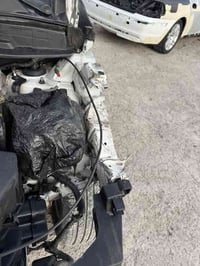 توسان خليجي موديل 15رقم واسط صار بيه حادث ابيعه على وضعه سيارة شغاله و...