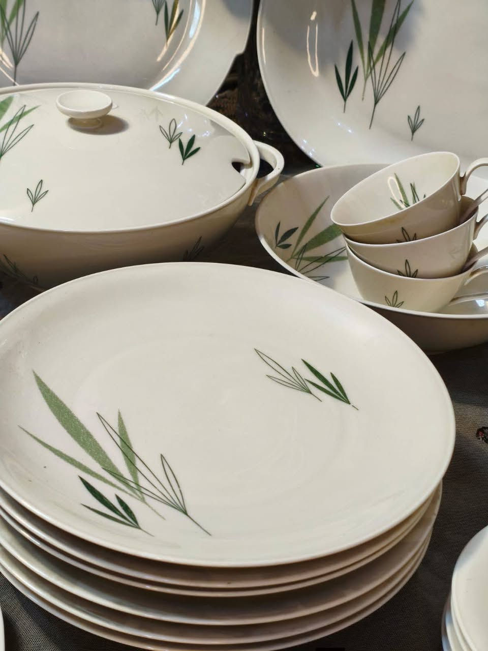 🌹🌹 Made in Germany 🌹🌹 
طقم بافاريا الماني انتيك 50ق يستحق الاقتناء


**إذا كنت صاحب هذا الإعلان وتريد حذفه لأي سبب، رجاءا أرسل رسالة إلى الدعم الفني**