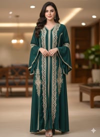 ملابس • للبيع