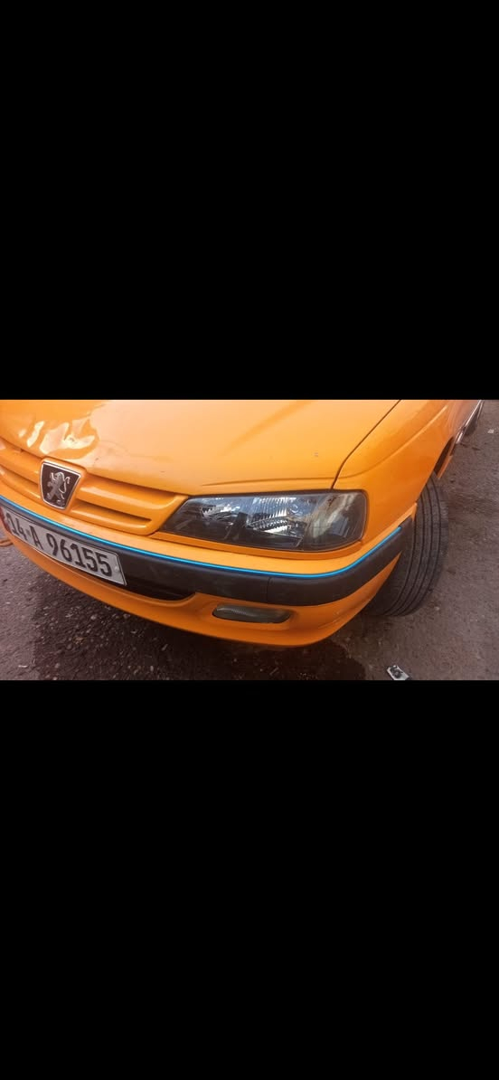 سلام عليكم 
بيجو بارص مديل 24 
باسمي /حره 
سياره بيها طخه صغيره واضحه 
مصلحه بدون معجون ولا صبغ بالصوره بدايت البنيد 
الباقي سليم 
دوشمه ارضية وكشنات 
جامه لأمامي بيها فطر 
كهربائيات سياره كلها شغاله 
كير ومكينه كفاله ما ملعوب بيها ابد 
سياره خطين بانزين وغاز 
طخم تاير جديد 
سياره حلوه ونظيفه 
المواصفات سياره معروفه بعد 
كأمره /حساسات /كشنات كهربائية/شاشه تدعم كار بلي /ايرباك . 
مكان سياره البصرة قضاء الزبير 
السعر 78$
هـ***********
واتساب /***********
