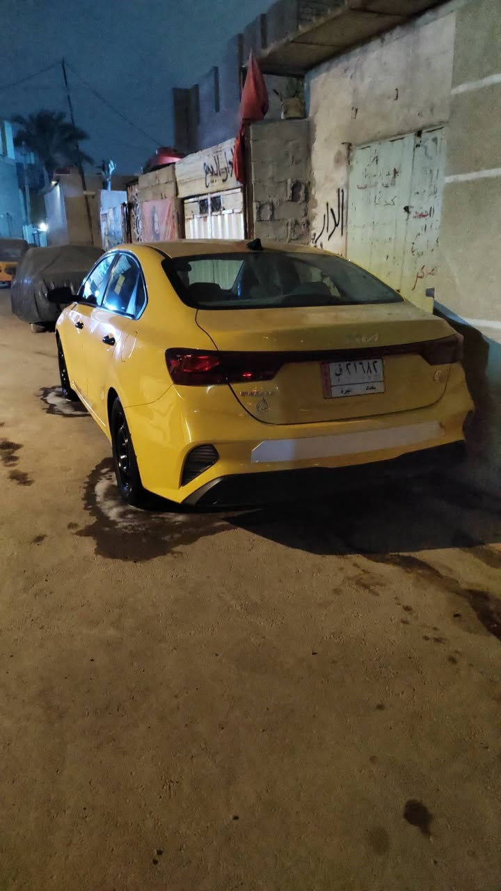 سلام عليكم فورتي موديل ٢٠٢٣وارد امريكي ماشيه ٤٢اليبل واحد بدون تبديل حادثه منشور هيئه غرامات مصفره  رقم هاتف *********** مكاني العبيدي سعر ١٧٠
