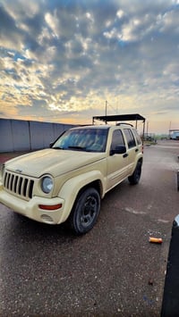 للبيع جيب مزايده 2004  تواصل على وتساب  07804505200