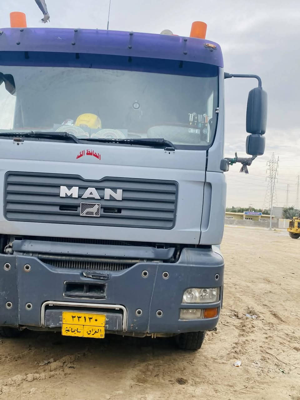 سلام عليكم مان للبيع 460 بم ونوزل مجموعه جيف وربع كفاله عامه تخم تاير مذب عليه الف جاهزه للشغل للاستفسار ***********
