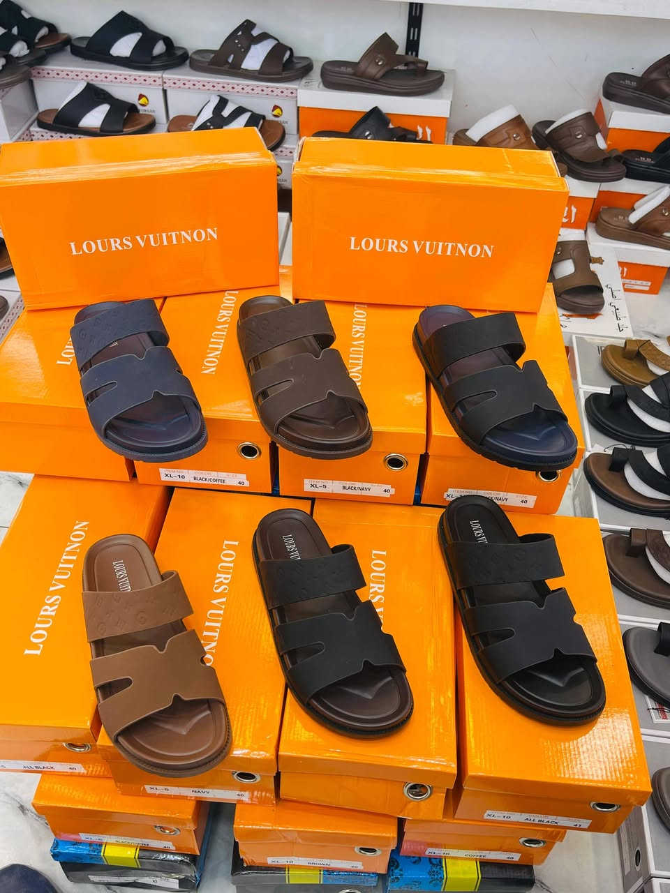 عرض خاص عرض نار صار 
شحاطه طبي من نوع فيرزاجي 
السعر 17 
الجلد تركي 
طركه طبيه 
قالالمسيبب مضبوط 
قياس 40,41,42,43,44،45
توصيل الكل العراق لدينا 
العنوان بابل شارع الحسينيه 
الحجز ***********
