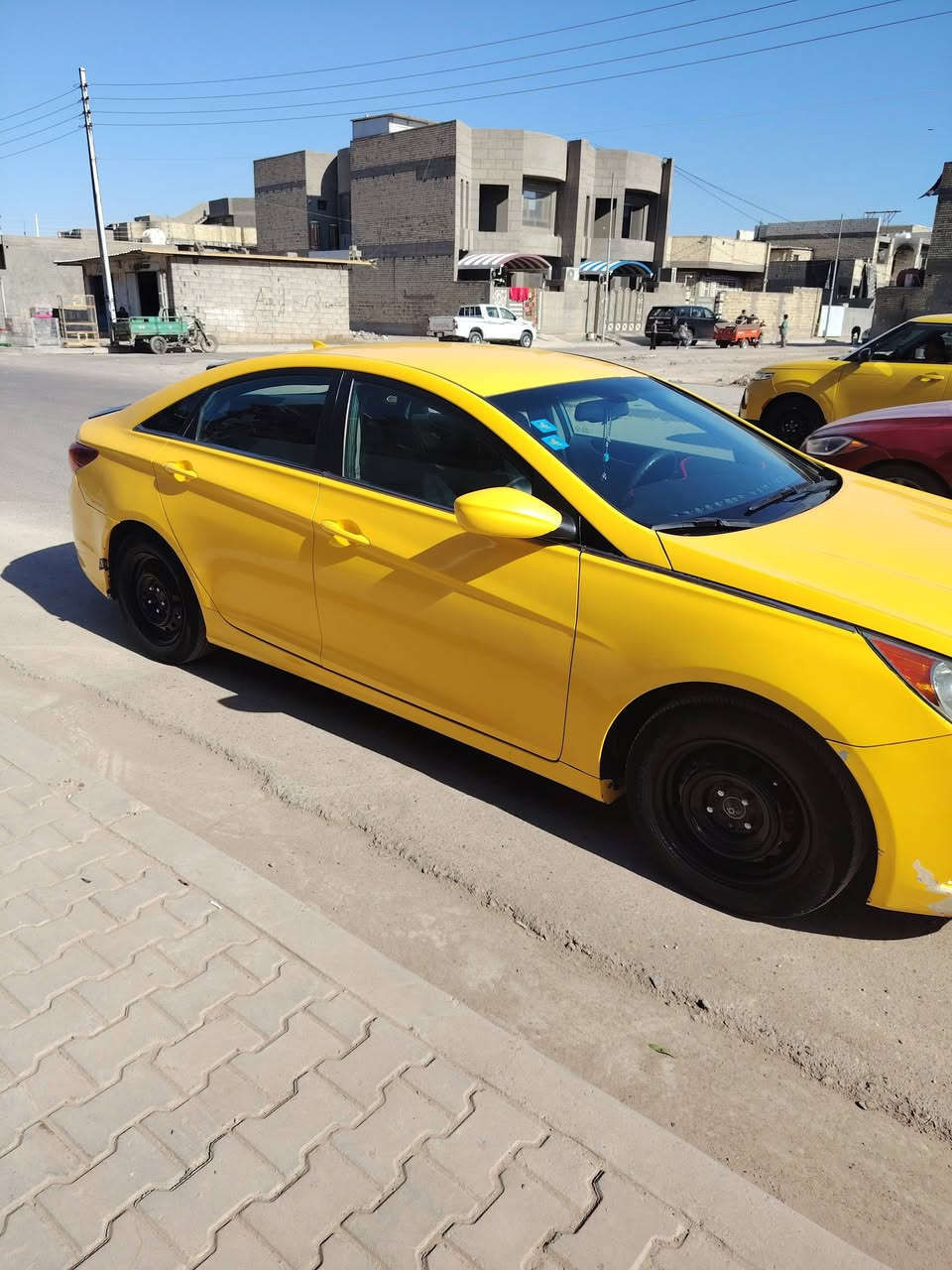 سلام عليكم سوناتا للبيع 2014 وارد امريكي حادثه جملغ خلفي  السياره كله ليبل واحد مصفره هيه وغرامات وبسمي سنويه ورقم كربلاء وهزه كله جديد مكينه 2000  GDi مكينه كير تبريد صدر حداديه جاهزه السياره موصفات السياره  نضام ايكو تحكم جهتين يعني السياره نص فول السياره تحويل ثاني يوم  الشراي يتصل مكاني بغداد  الدوره السعر95وبيه مجال الشراي ***********
