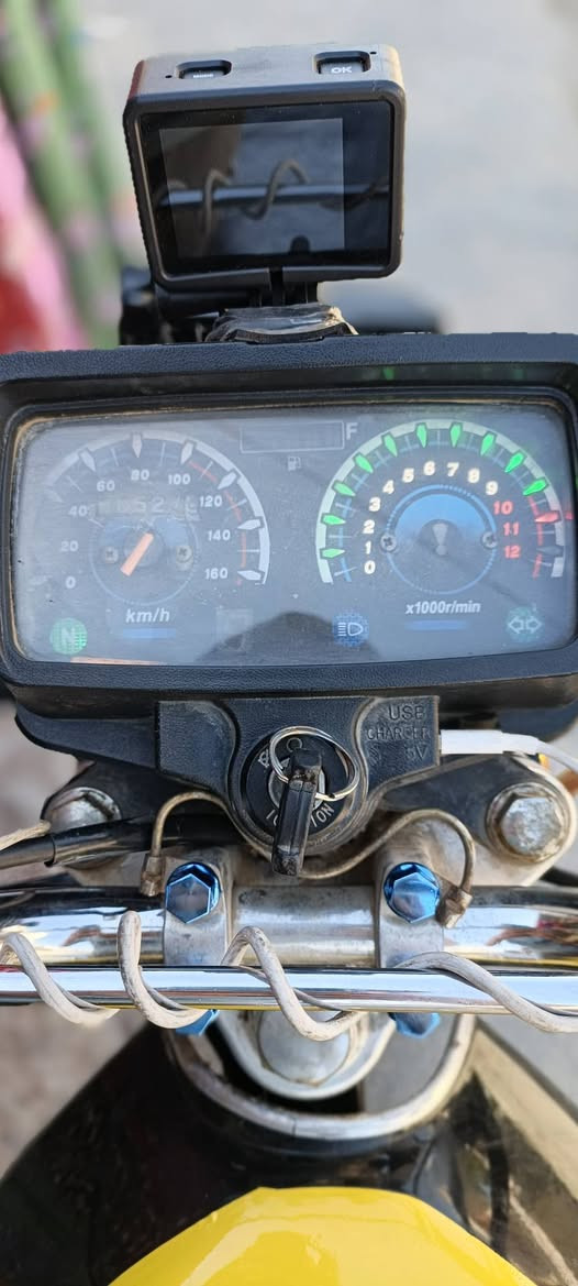 السلام عليكم دراجه للبيع موديل 23 نظيفه كفاله عامه السونج👍 الاصلي محركه 150 كله شغالش السعر 625💸 بها مجال ***********👉
