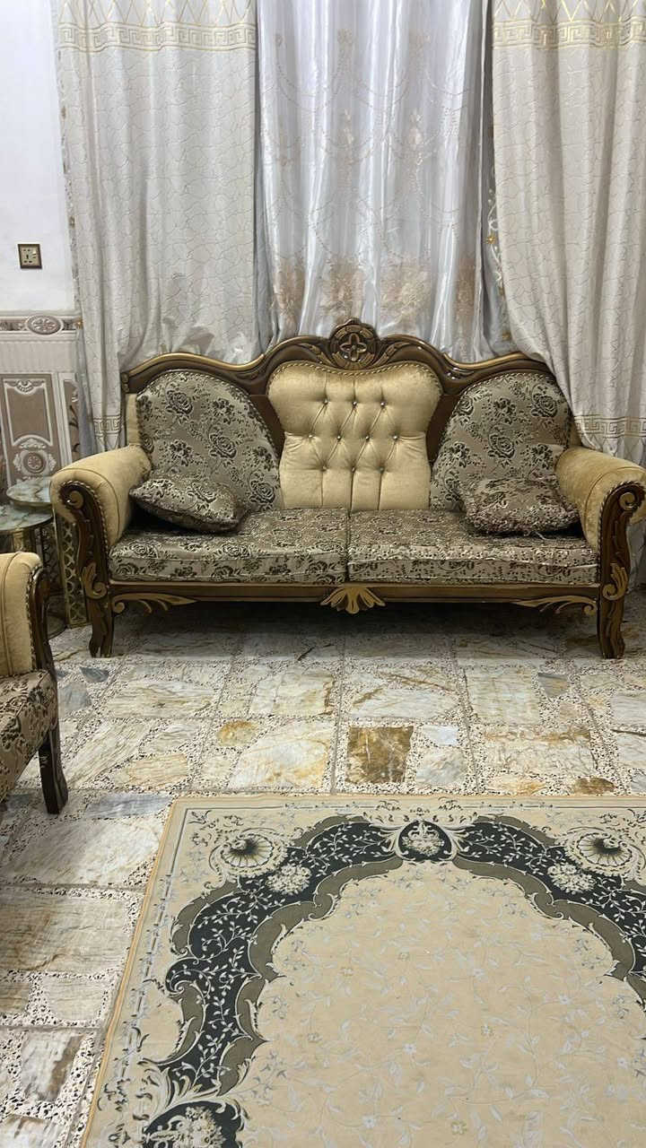 سلام عليكم تخم 10 نفرات للبيع مستعجل على بيعته سعر 300 ***********
