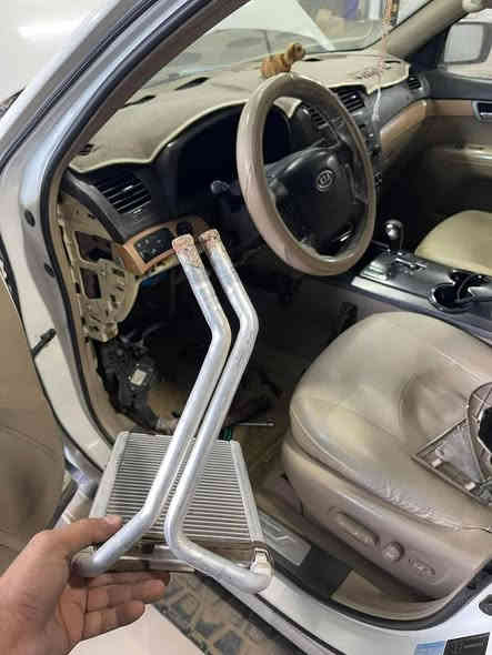 السلام عليكم ورحمه الله وبركاته
تبديل راديتر تدفئه بدون فتح دشبول 
فقط 25الف 
فتح دشبول 40الف  
شحن غاز الاصلي 30الف
خدمات حيدر للتبريد 
الحديد المدخل الاول 
***********
