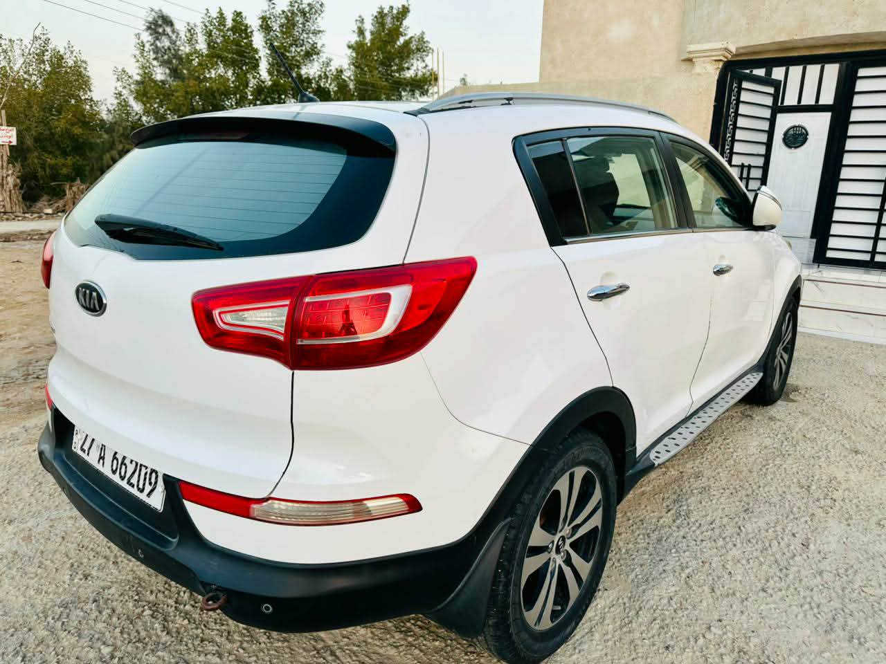 السعر 137
كيا سبورتج خليجي 2011
سنويه ورقم جديد مشروع وطني (بأسمي)
مكينه دوش المرغوبه شرط ما مفتوحه
السياره فول عدا البصمة
السياره كفالة ( فقط بيه شويه دحچه السونار والفحص مرفوق بل منشور )

العنوان الناصرية / الشرقيه
الهاتف ‏‪***********
