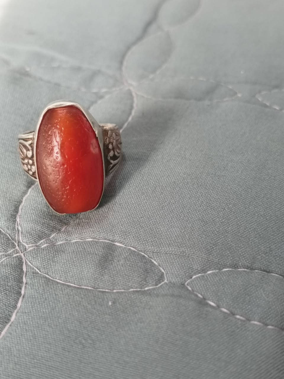 خام طبيعي أصلي قديم عقيق يماني كصبه صياغة فضه عراقي توصيل محافضات 75قفل مع التوصيل


**إذا كنت صاحب هذا الإعلان وتريد حذفه لأي سبب، رجاءا أرسل رسالة إلى الدعم الفني**