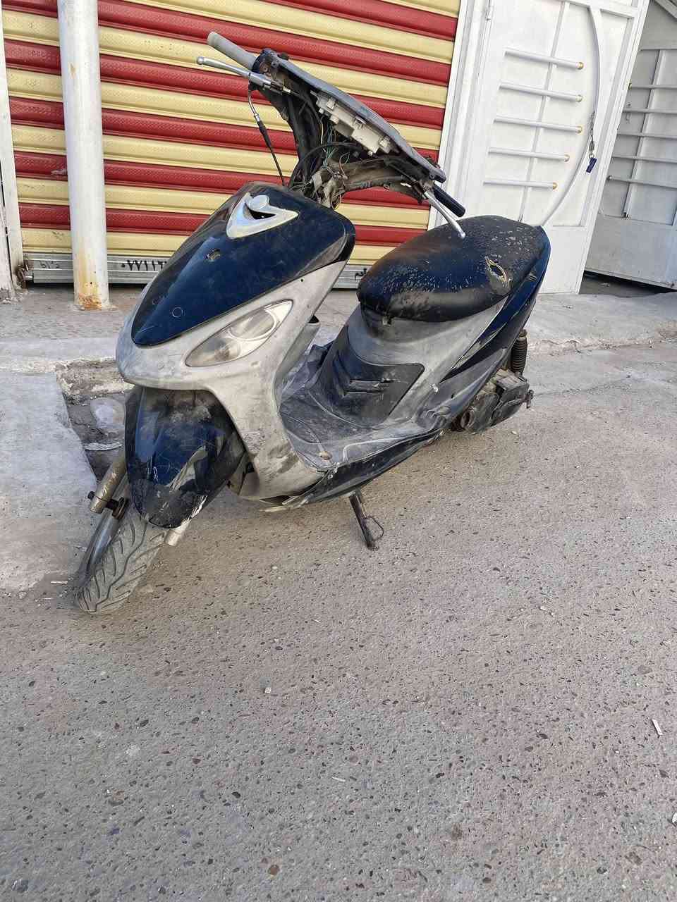 السلام عليكم ماكس قجمه بوشه٥٥
نقص سلف وباتري 
هندر واحد بكل وقت 
مكانه بغداد الشعب حي بساتين 
١٧٥قفل 
***********
