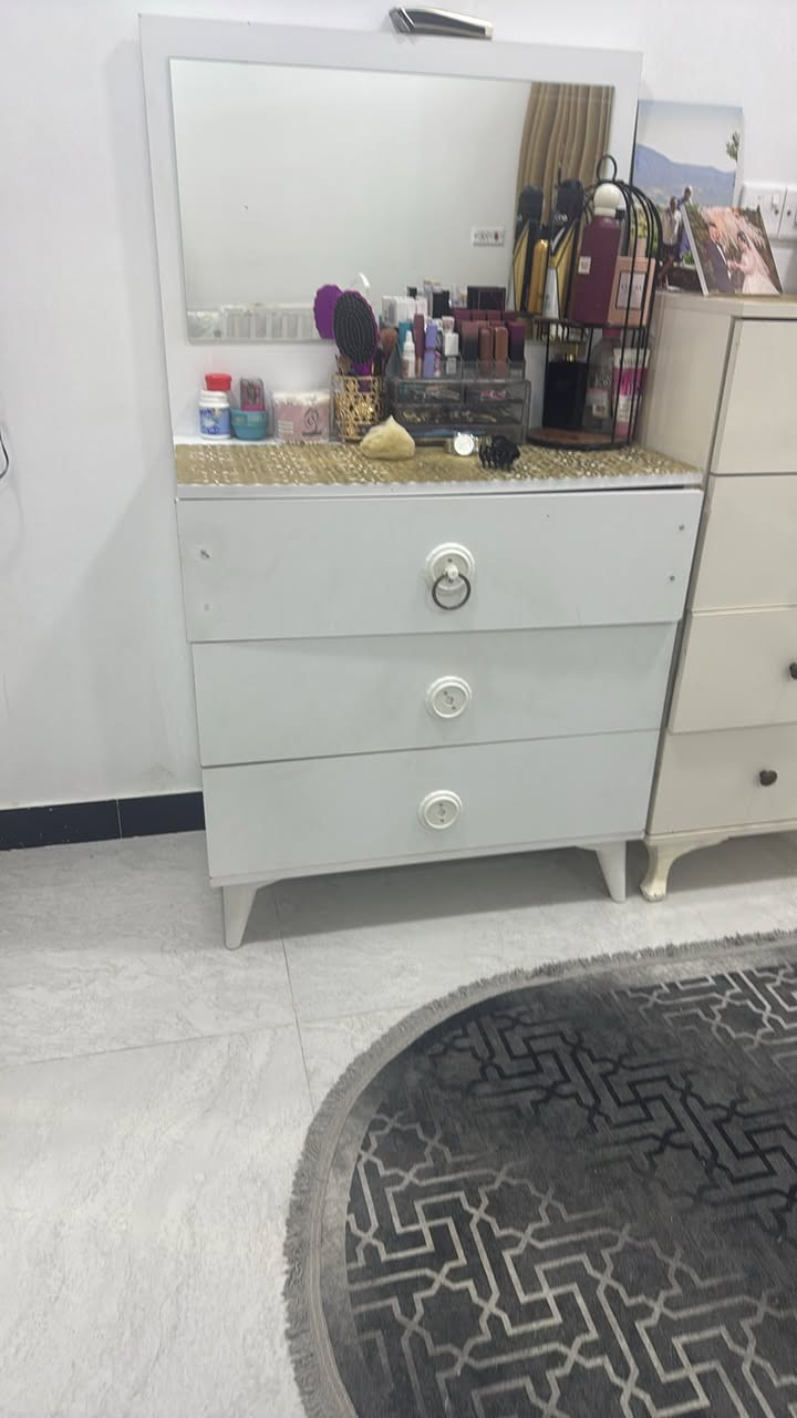 غرفه للبيع خمس قطع نظيفه 350 بيها مجال بسيط


**إذا كنت صاحب هذا الإعلان وتريد حذفه لأي سبب، رجاءا أرسل رسالة إلى الدعم الفني**