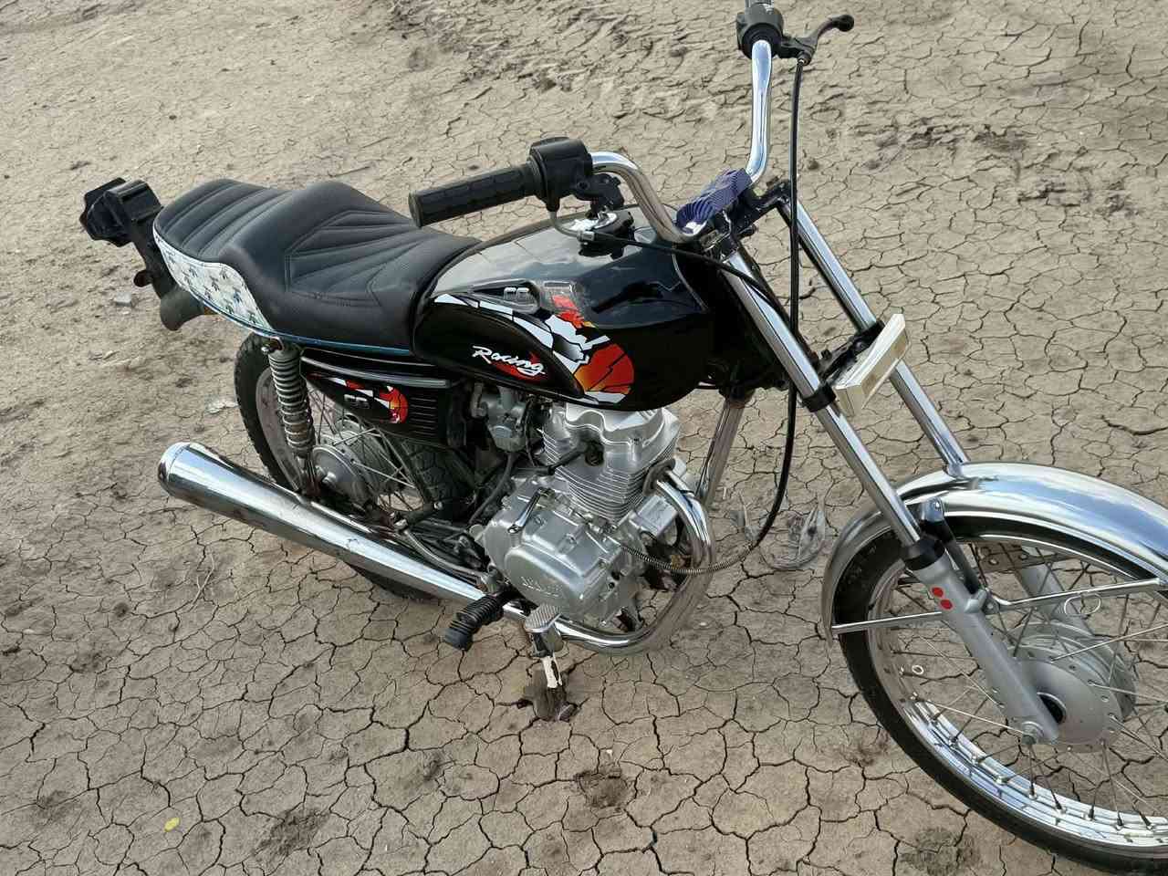 سلام عليكم للبيع نامه شلامجه 25كله جديد ومختم  نضافه كدام دوانيه عفك راسلني وبيك خير وتدلل ***********بي واتساب
