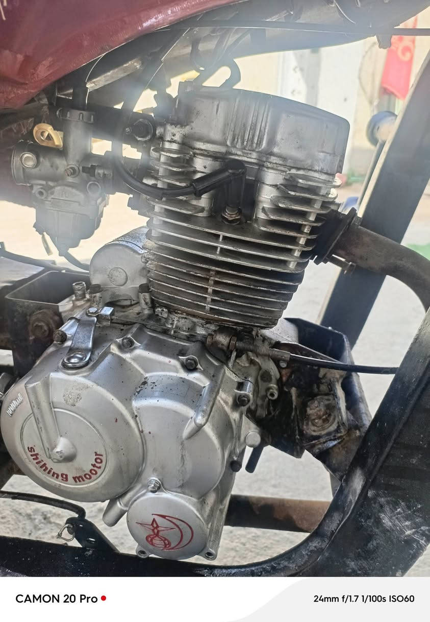 سلام عليكم مكينه تجميع..بس  المكينه فقط 
1يرادلها كازكيت 2اوشفت هندر 3واشر قبق فقط 
اتصل وبيك خير وتدلل *********** مكان حله بكرلي
