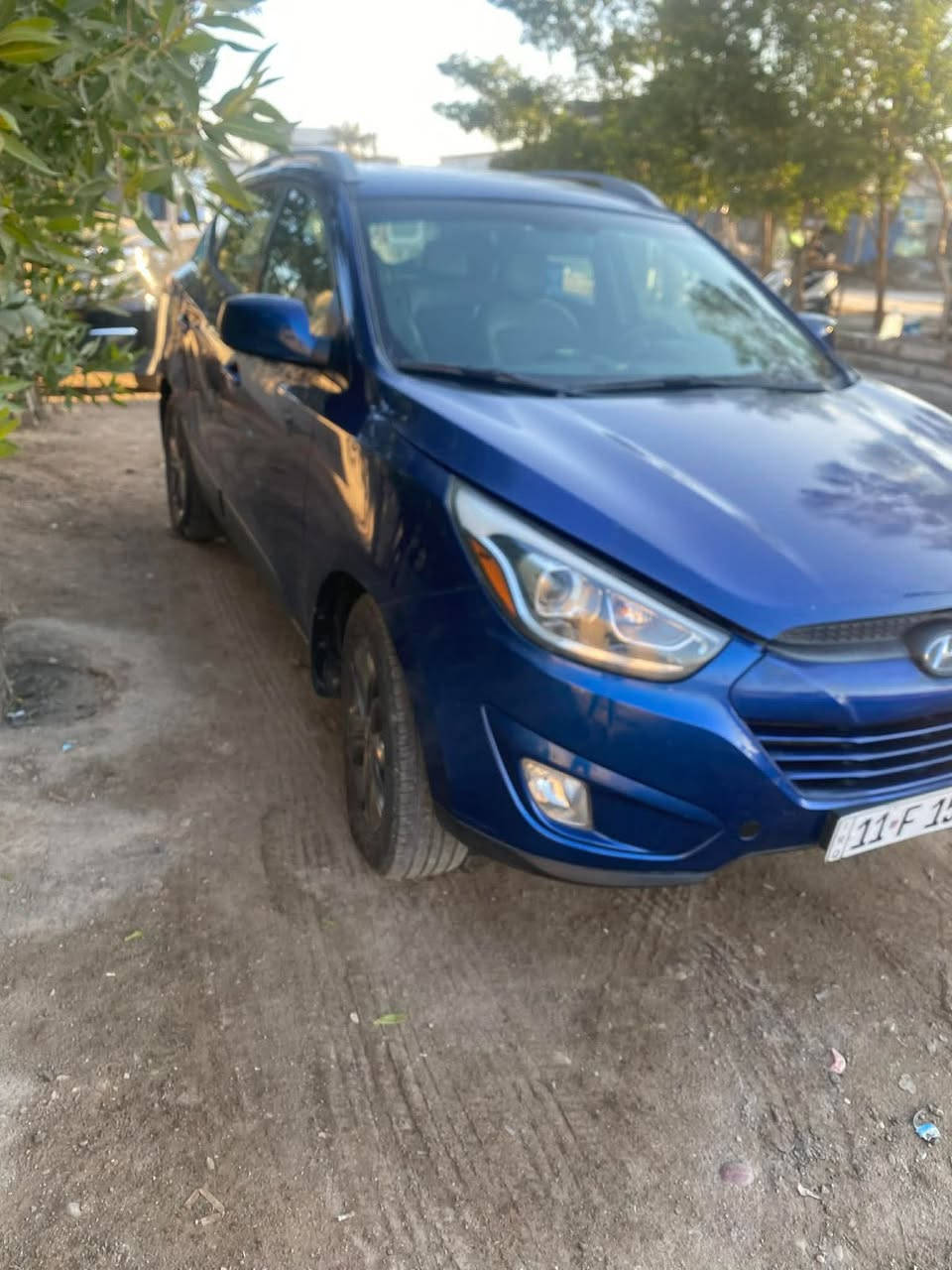 السلام عليكم.
توسان  مديل 2015 فول عدا الفتحة.سيارة ليبل واحد كلهة بلاد عدا باب صبغ فقط والباقي مكفولة بلا ايرباك ولاجيك بسمي السيارة بغداد حي جميلةسعرها 135 وبيها مجال بسيط 

***********
