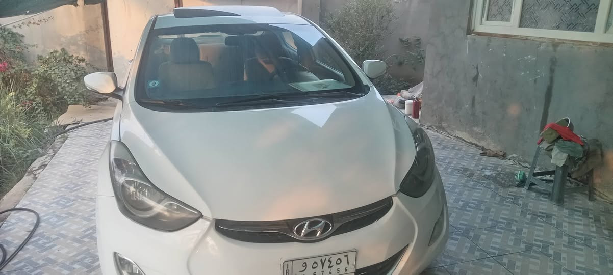 السلام عليكم النترا ٢٠١٤ رقم بغداد ماشيه ١٢٤  مكفوله من الصبغ والتبديل عدا المأشر عليها حجم المكينة ١٨٠٠ ممفتوحه موصفات فتحه سقف مري شفط تحكمات اشاير بالمري يدات نيكل مكانه السياره بابل الحلة سعرها ١٢٤  ***********
