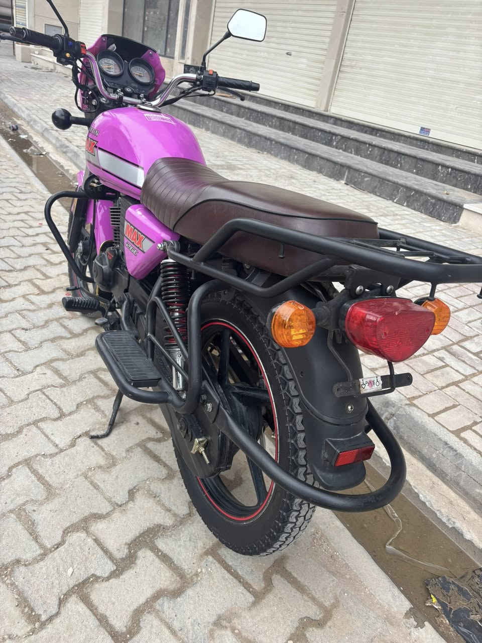 دايوان موديل 22 كفاله عامه المكان واسط نعمانيه السعر مليون و700 وبيهه مجال***********
