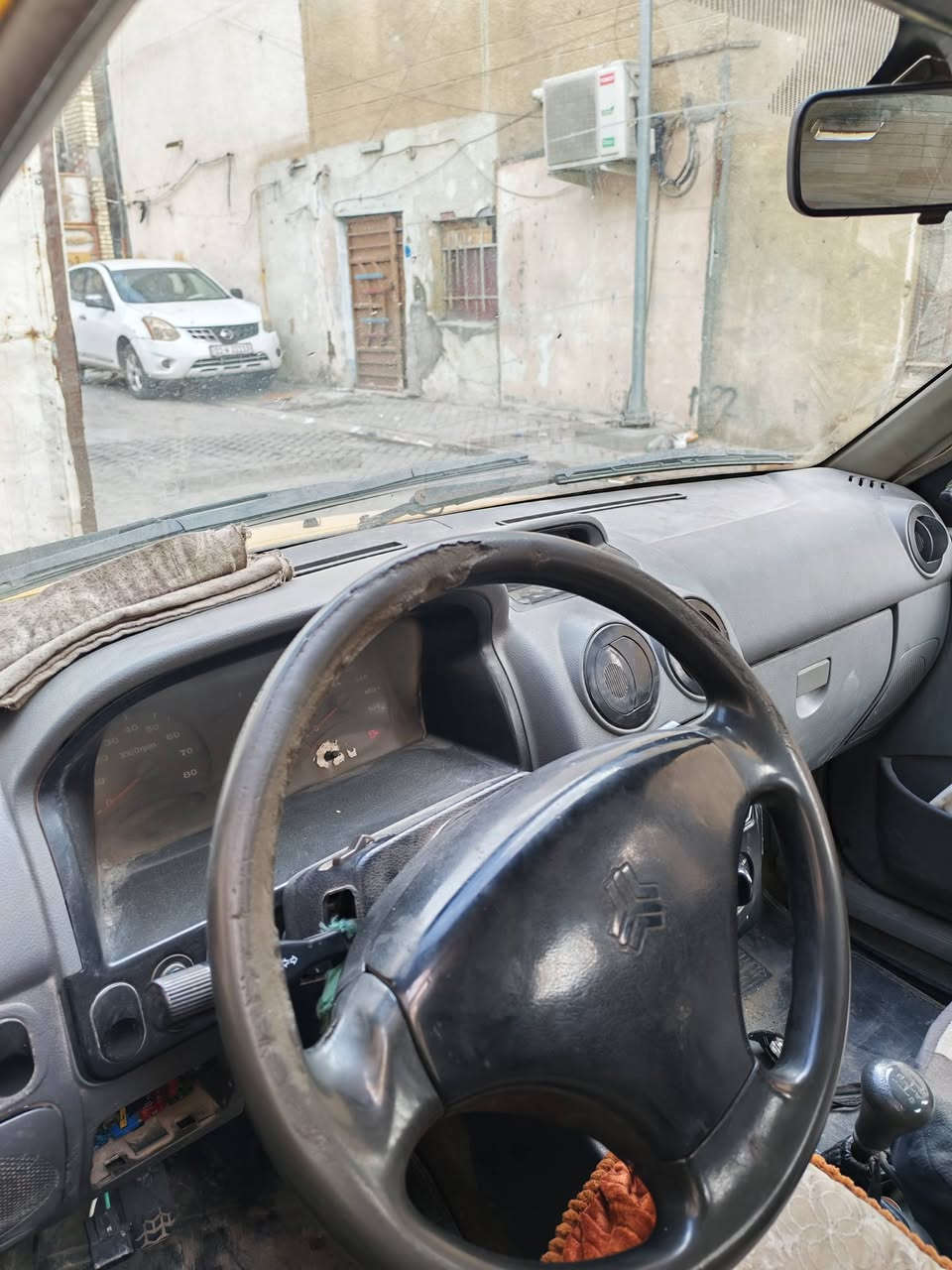 سلام عليكم شباب سايبة البيع مديل 12 الشراي يخابر ***********
