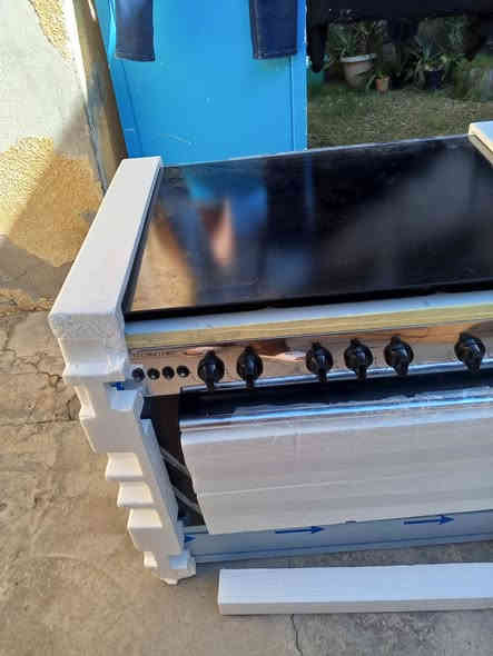 طباخ جديد ما مستعمل للبيع العنوان الشرطه الخامسه رقم الهاتف ***********
