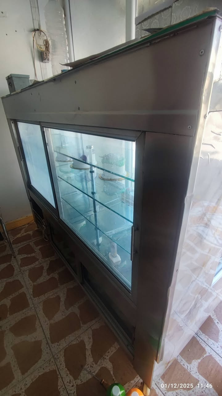 السلام عليكم
براد كيك للبيع
النوع تركي
طول 200 سم

عرض 80

3 طوابق جام

درجات التبريد 30 و 20 و10

و-10 و-20 و-30

شرط الشغل

تستقر على 2.5 امبير

شمعة داخلية
بي كسر بالطابق الاول الجام امبين بالصورو

السعر 650 الف او بي مجال
العنوان كركوك قرية باجوان
***********

او راسلني عالخاص
العنوان كركوك
