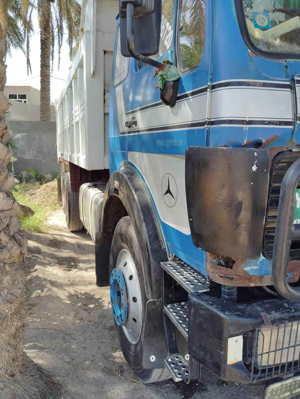 البي موديل 84
محرك محسن 28

 گير 112برميل 

مجموعة مان. تخم تاير جديد رقم واسط

مكفول شاصي وگير ومحرك كفالة عامة 

السعر تلاثة وربع وبي مجال 3,25

رقمي ***********
