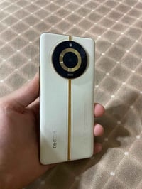 ريلمي 11 برو  بلاس 5g ذاكره512 رام 12 جهاز نضيف ممفتوح للبيع او مراوس ...