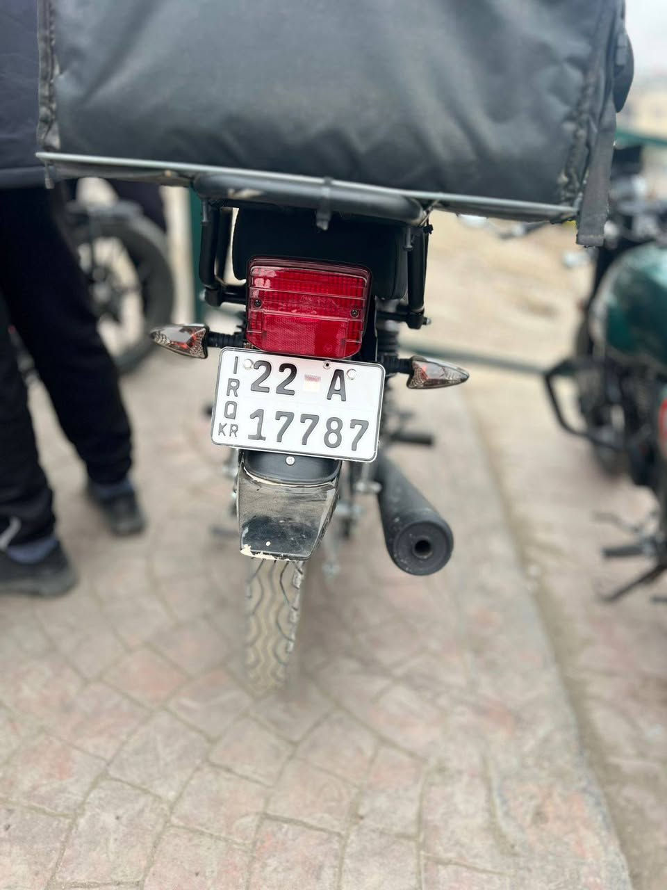 السلام عليكم
دراجة RK موديل 25 قبل 3 ايام طالعة من الوكيل
مرقم اربيل 
السعر ميلون 600 
***********
