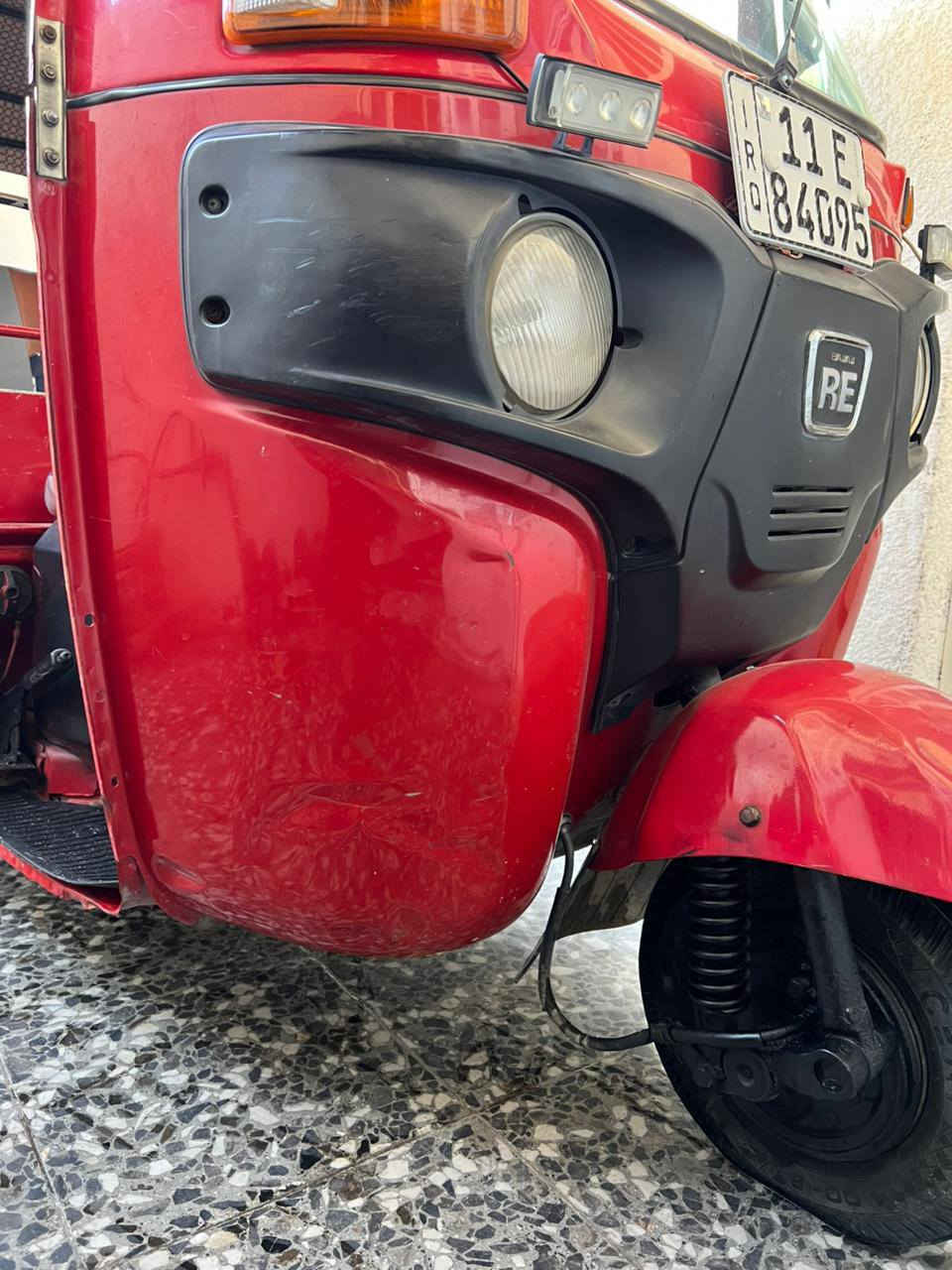 السلام عليكم تكتك موديل 18 شهر ال 12يوم29 رقم وسنويه تحوويل ثاني يوم بسمي 
مكفوله ماعده دوس جانبيه فقط باقي مكفول كشرهه 
مكينه كير اكسل مكفولات شرط تراي يخبل نصبتهه كلش حلوه بل عافيه على ياخذهه العنوان بغداد البياع تقاطع درويش للستفسار شراي يتصل ويدلل ***********
