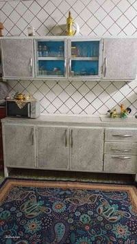 كاونتر المنيوم نظيف جدآ 3 قطع سعره 225 الف اوبي مجال قليل لشراي مكانه ...