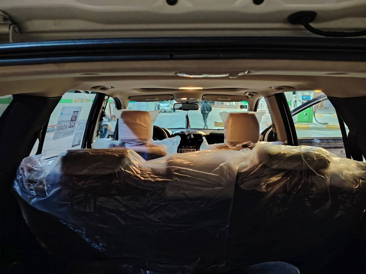 السلام عليكم سنتافي خليجي  البيع فول مواصفات فتحه بصمه مكينه 6 تخم تاير ويل كب تدفه تبريد السيارة جاهزه من كلشي صدر خير من الله ***********   سبعه راكب ***********  والعنوان واسط قضاء الصويره
