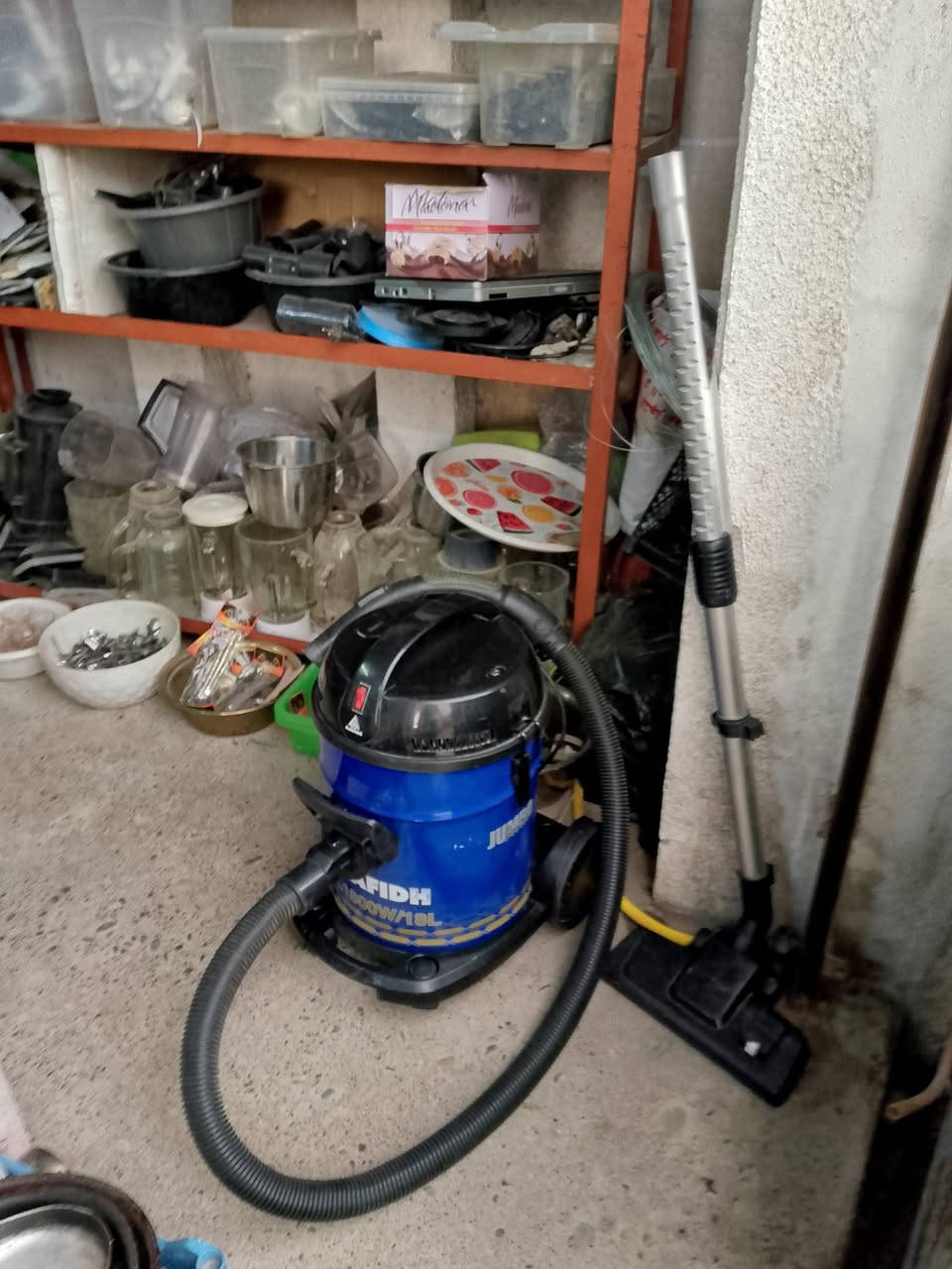 السلام عليكم 
توفرت لدينا دولكات جيباس  ابلاستك وبلول 
توفرت لدينا دولكات ابلاستك عكس 
توفرت  لدينا جميع انواع الأدوات الاحتياطيه لجميع انواع المكانس الكهربائيه وجميع ادوات الخلاطات وجميع انواع السكاكين للمحضرات وجميع أدوات جدر الظغط..

العنوان موصل حي سومر فرع عماره الحمداني فرع مقابيل مجمع ماريا أول فرع عليمين بعد الاستداره الثانيه... 

للاستفسار الاتصال 

***********

***********
