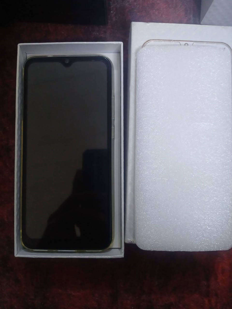 سلام عليكم متاح ثنين اجهزه ستعمال قليل مراوس ب دراجه حسب القناعه مكاني بغداد مدينه الصدر ما عندي توصيل رقمي ***********
