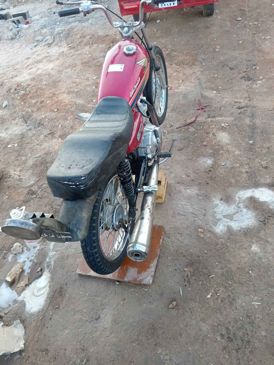 السلام عليكم دراجه اربعه كير للبيع موديل 20 اوراق محتركه مكان كربلاء طويريج الرجيبه منطقة امسعيده //الاتصال على الرقم التالي ///***********
