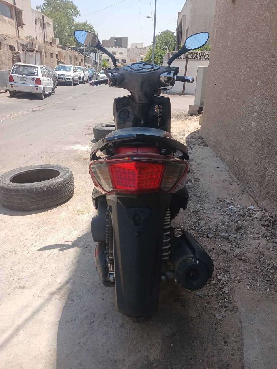 سلام عليكم سكنس فحل للبيع كامل برغي نقص مابي كله شغال لايت عالي ناصي اشاير دبل اشاير شاشه قفل جنطه قفل ستيرين بكلايت لد دراجه نكره سلف مكينه خرسه كلش حلوه شلعه ومعدل ب600 وبيه مجال لشراي مكاني بغداد الكاظميه رقم ***********
