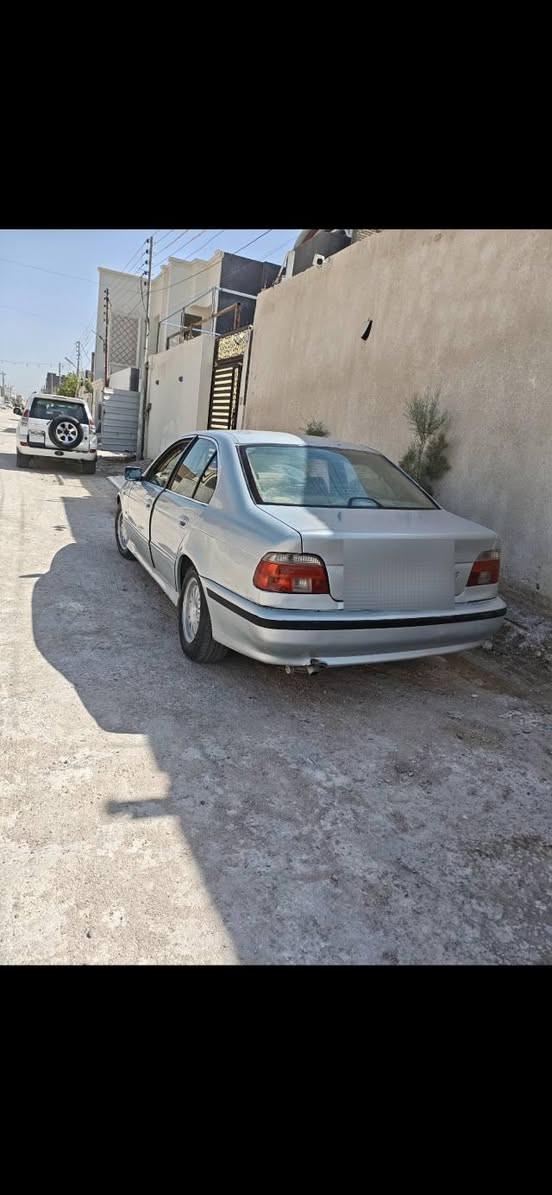 بي ام صقر محوره كير ومكينه 3000متومه سليمانيه طبق الاصل السعر 30ورقه الرقم ***********
