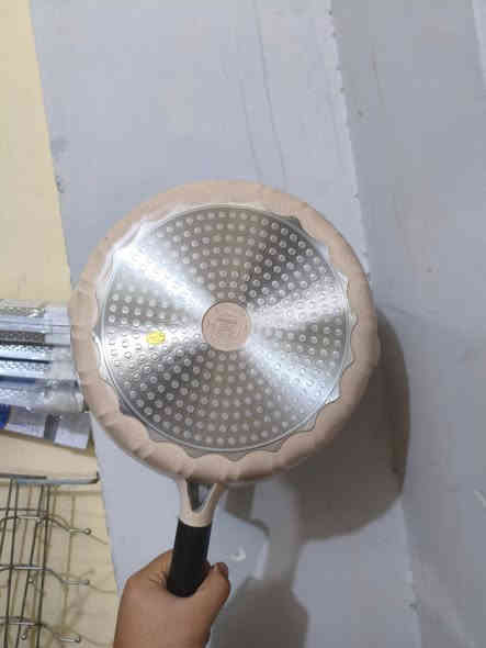 تخفيضات 🔥طاوه اوربي باله الماني✅
زيتي والضهر ليزري ✅

قياساته (20.22.24)

السعر :12 لكل طاوه

ويوجد توصيل داخل الفلوجه 🛵

📞:الحجز مراسلة الصفحه

عـبايه للملابس النسائيه والاطفال وكوزمتك ومنزليه
بأداره نسائيه 
الموقع:الفلوجه حي العسكري قرب جامع حسن البصري 
الهاتف📞:***********
