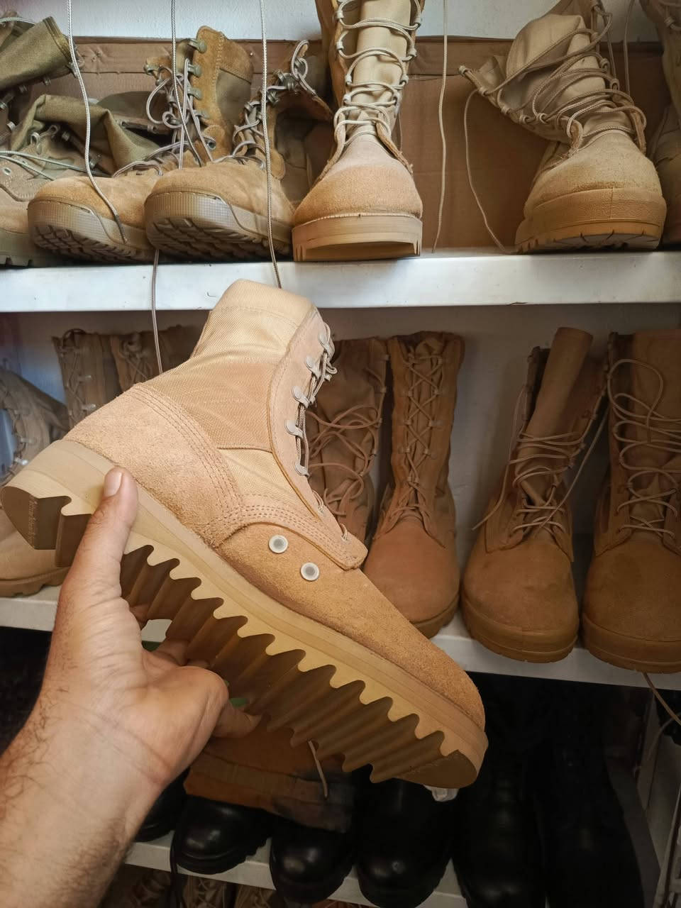 منشار امريكي جديد حجم 11-R يعني 44+44 ونص 
يوجد توصيل  بي فقط واتساب ***********
 وهذا فقط اتصل ***********
