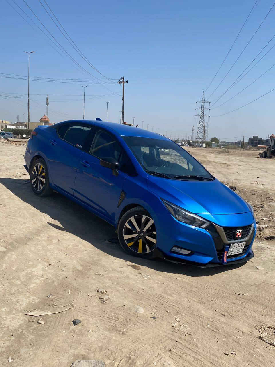 السلام عليكم سيارة نيسان فيرسا مديل 20 فئه s اني مكلف بنشر  هذا رقم صاحب السيارة‏‪***********‬‏
