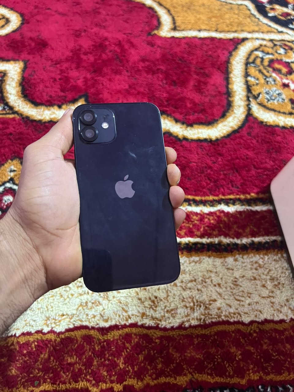 سلام عليكم آيفون١٢العادي الجهاز نضيف مستبدله بطاريه الصليه تغره١٠٠ شحن نت اتصال كلا شغال مابي أي شي تفحص وتأخذه كارتونه ويا للمراوس ب١٢برو ماكس للمراوس فقط بآيفون بكاني بصره الهارثه ***********
