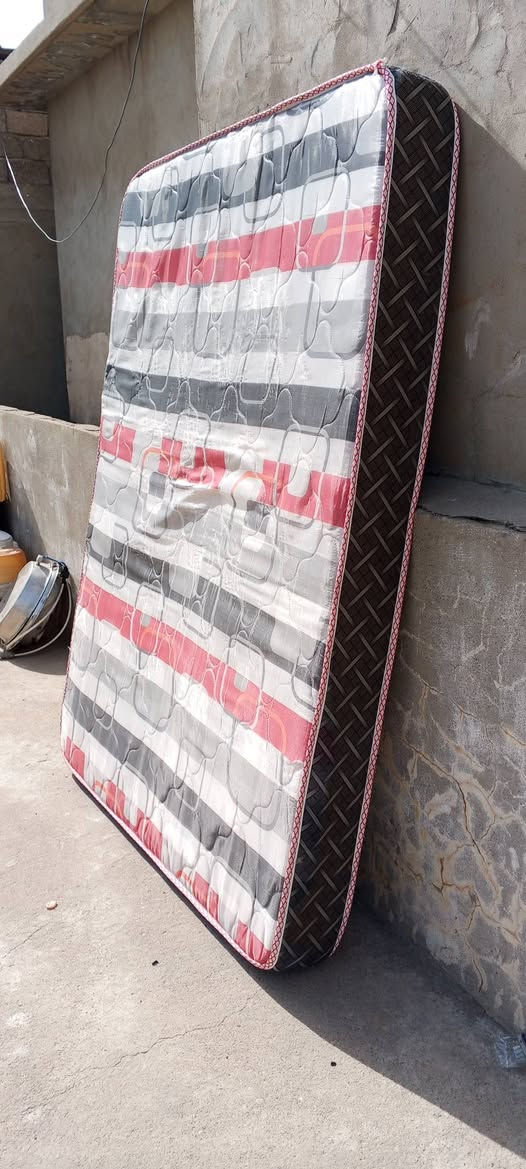 ‎جوتك للبيع نظيف سعر 50 الف قفل 
‏‪***********‬‏‎ موصل, نينوى
