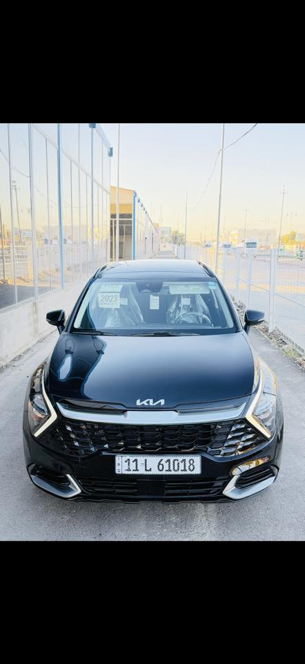 سلام عليكم شباب كيا سبورتج 2023 SX رقم بغداد
فول موصفات 1/1 وارد امريكي صور حادث مرفق بلمنشور
بدون دواخل لغد شاصي مكفول ايرباك ستيرن وبيه بارد بسيط
سياره هواي بيه موصفات ماشيه 23مل كل نقص مابيه 
سعره 193 مجال بسيط للشراي مكاني بغداد 
***********
