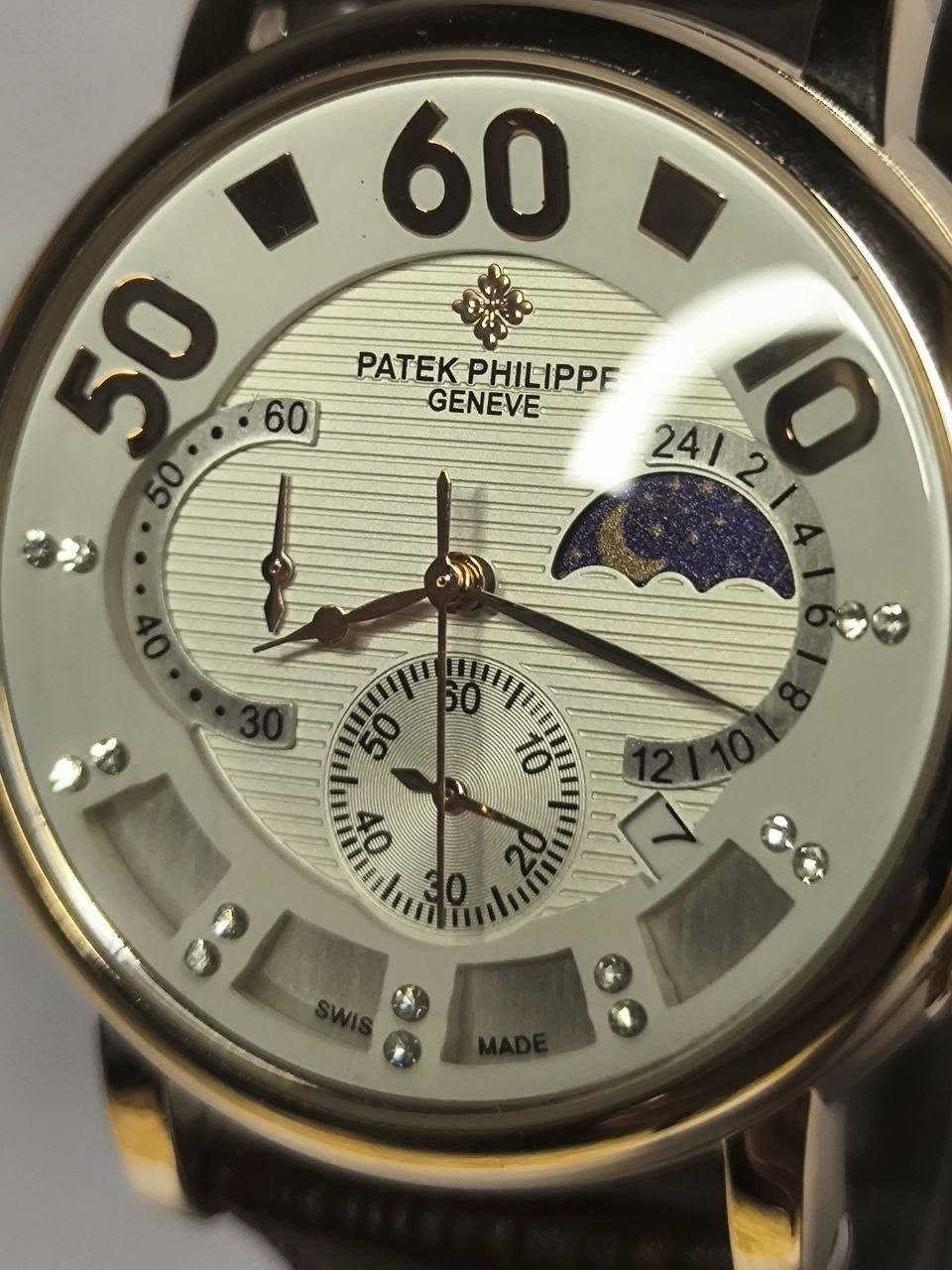 ساعة باتك فلب PATEK PHILIPPE مميزة 

تحفة فنية 
مكينة كوارتز دقيقة ( نظام ستوبوج ) جميع السناتر شغالة
زجاج زفير (مزرق) ضد الخدش
مقاومة الماء والغبار 
سير جلد طبيعي جدا مميز مختم قفل فراشة 
ساعة مختمة 

السعر :- 40 ع اول تم 
للحجز والاستفسار يرجى مراسلة الصفحه بغداد, العراق


**إذا كنت صاحب هذا الإعلان وتريد حذفه لأي سبب، رجاءا أرسل رسالة إلى الدعم الفني**