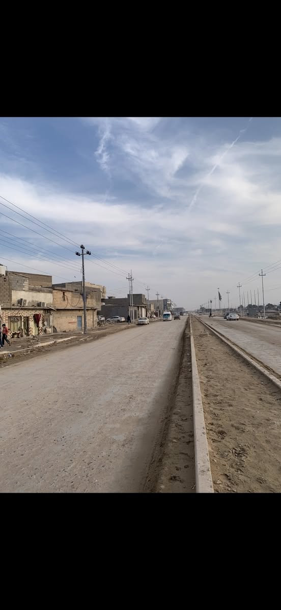 بيت للبيع البصرة الزبير. المساحة ٢٢٤ على الشارع تجاري قرب سوق سوادي ملك طابوو الاستفسار 
 ***********
