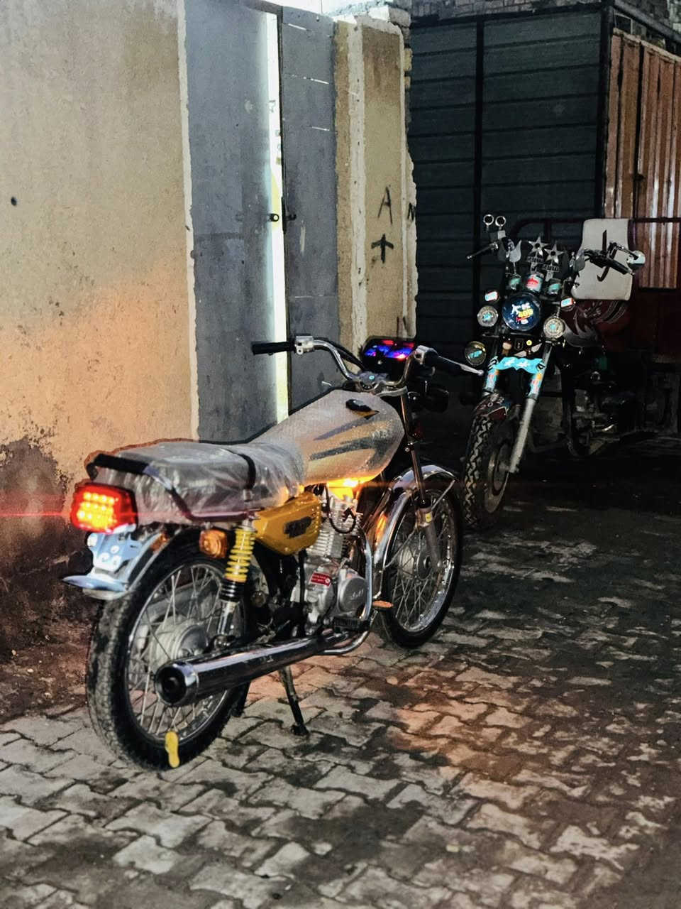 سلاام عليكم دراجه لبيعع 
نامه تعمير ٢٤بنهايته 
شاصي نامه مديل ٢٠١٩ اوراق كامله 
دراجه بل واقع احله 
مكانيي رميثه 
سعر خاص او تتصل ***********
