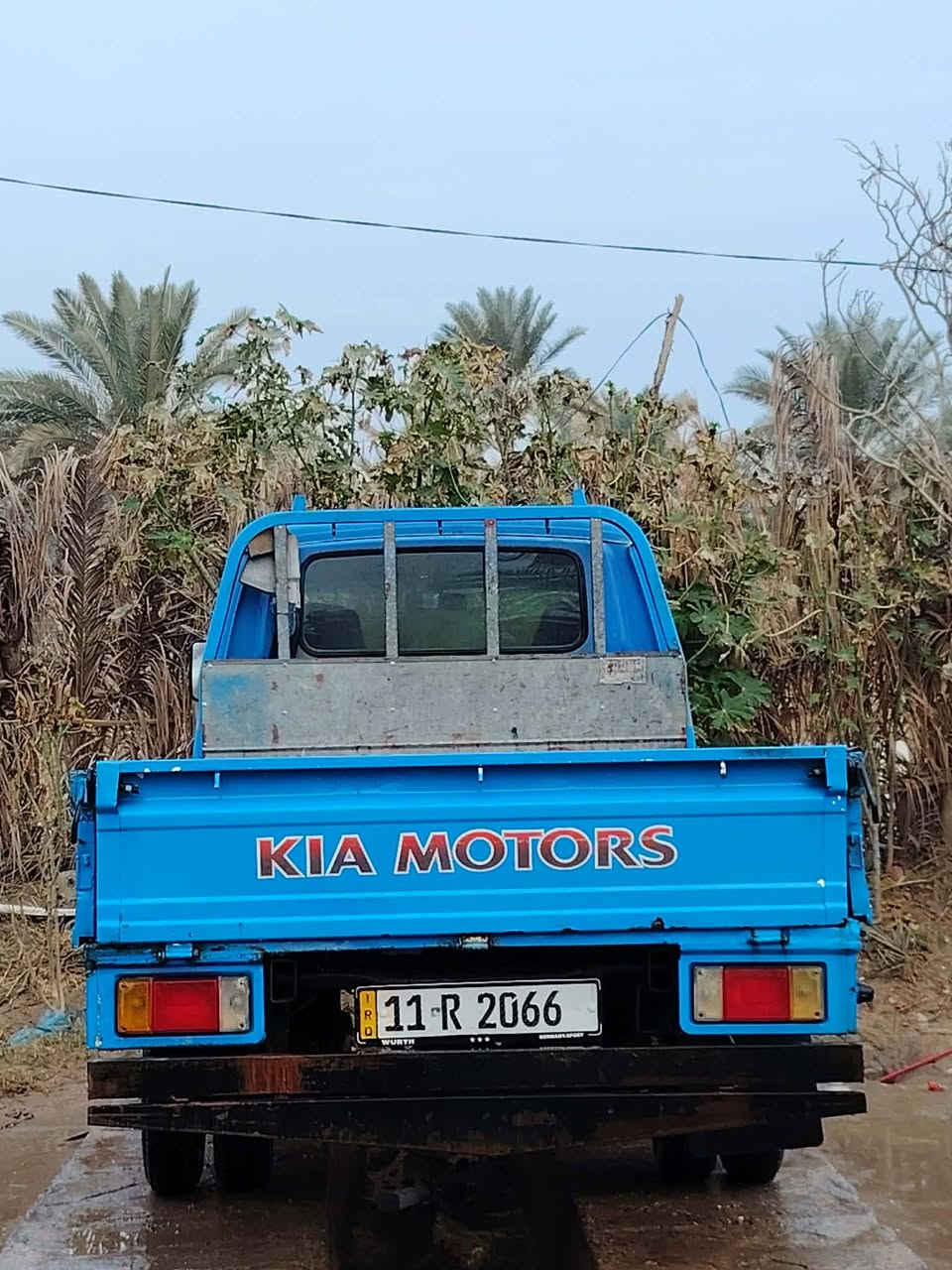 سلام عليكم كيا موديل 94رقم بغداد باسمي سنويه ل29 مكفولة من ضربه مكينه وكير مكفولات وشاصي وبور جاهزة من كلشي مابيه نقص عارضه ب57وبيه مجال مكاني بابل سده الهنديه ‏‪***********‬‏
