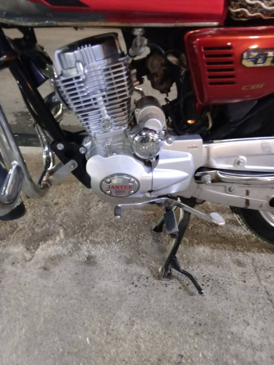 دراجة جني 2020 كلها بلادي محرك بشرط منفيس بلادي وياه سعرها (٥٧٥) الاتصال على رقم
***********
