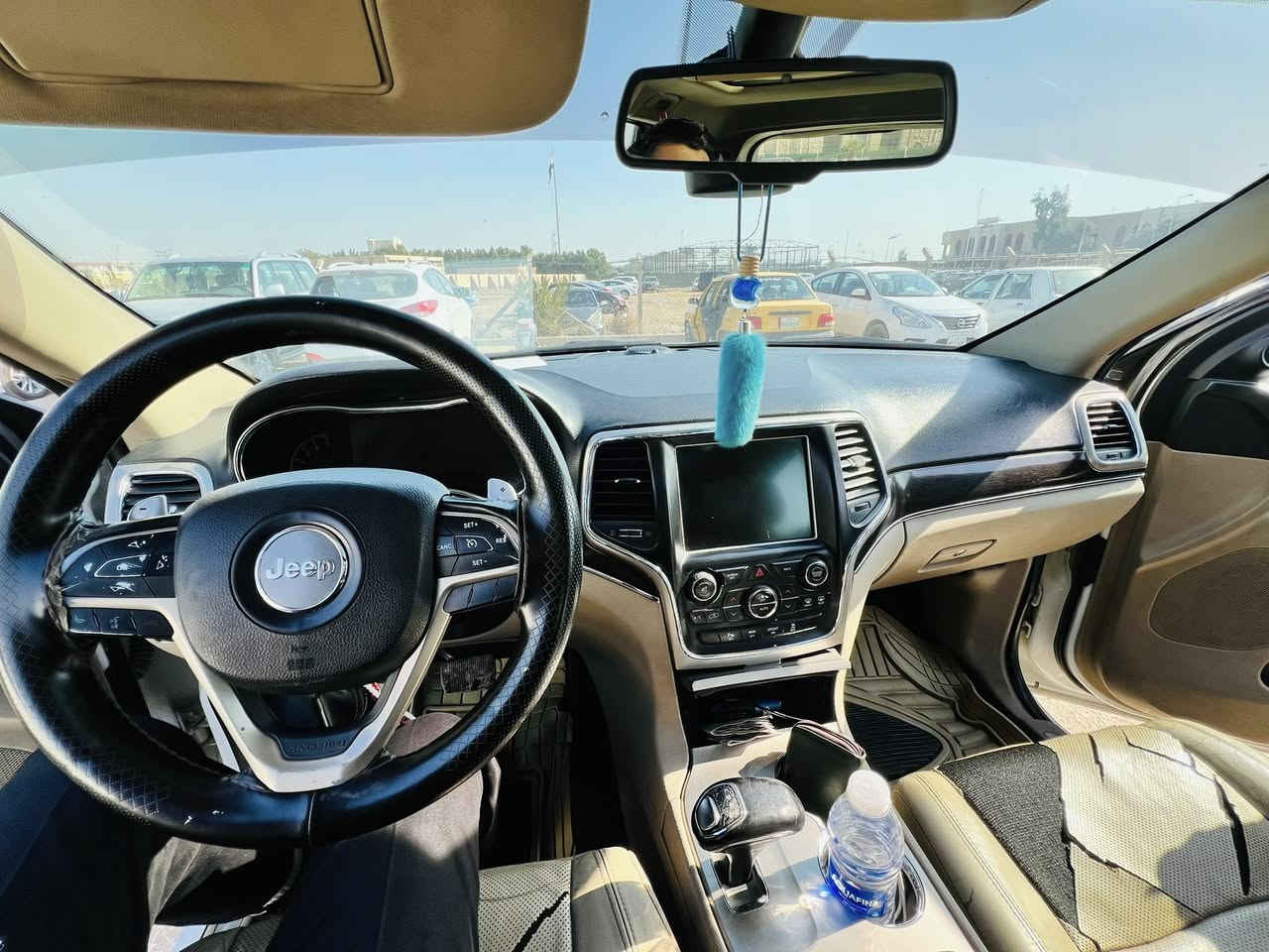 سلام عليكم من رخصة الادمن المحترم جيب موديل 2014لمتد  خليجي بيه 3قطع بطش والباقي كفاله معروفه موصفات لمتدد
مكان كربلاء الحسينيه 
سعر 220 وبيه مجال 
الاستفسار أڪــثر ***********
