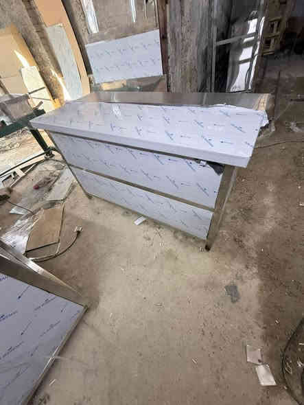 معمل ومعرض ابو ادم  – القوّة اللي تدوم!
تدور على شواية تتحمّل؟
شغلنا ثقيل، تصميمنا أنيق، 
🔹 تصاميم خاصة حسب طلبك
🔹 تغليف حراري ضد الظروف الصعبة
📍 صناعة عراقية 100%
العنوان العلاوي شارع 6
📞 للحجز والاستفسار رقم الهاتف
يتوفر   خدمه توصيل لباب مطعم داخل وخارج بغداد 
وجميع المحافظات 
خابر وتدلل شمنتضر ‏‪***********‬‏
